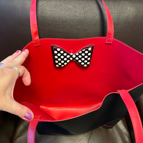 Reversible Minnie Mouse purse - Picture 3 of 3